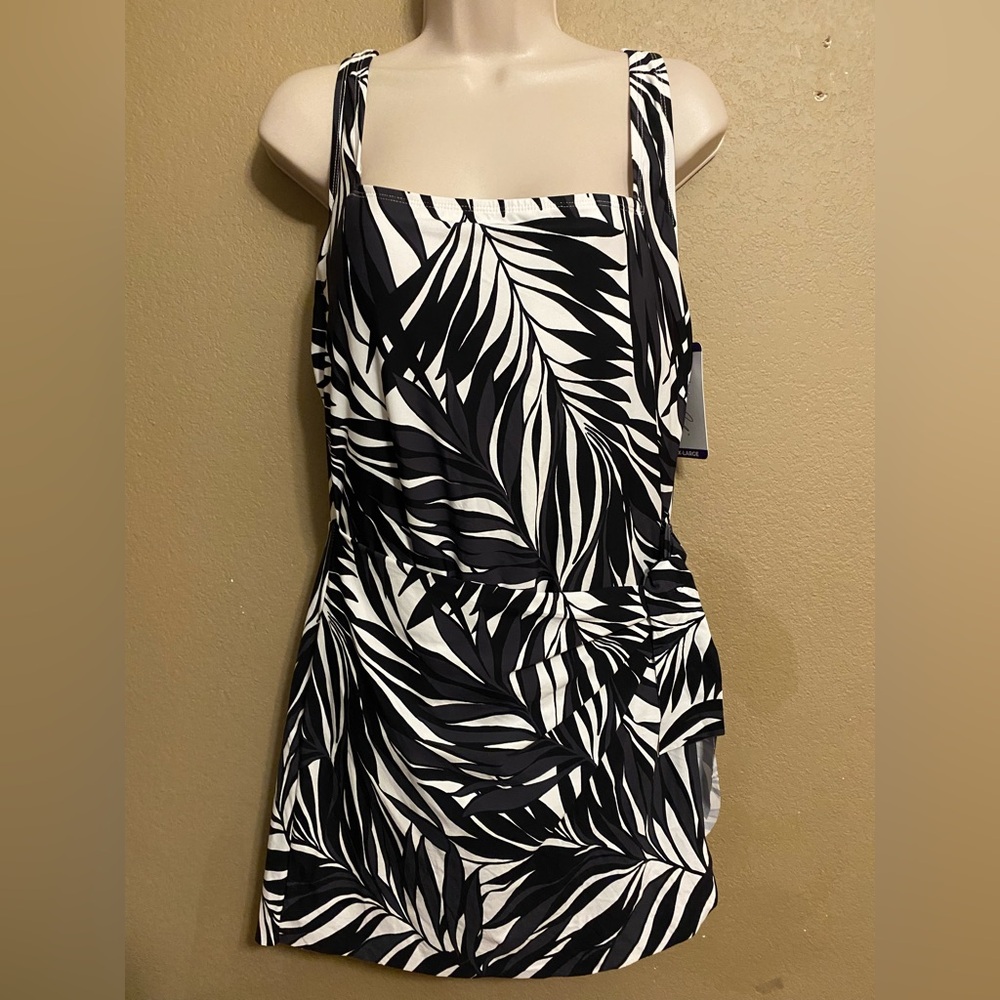 Ann Cole Black & White Tropical Leaf Swim Dress Size XXL Plus Size